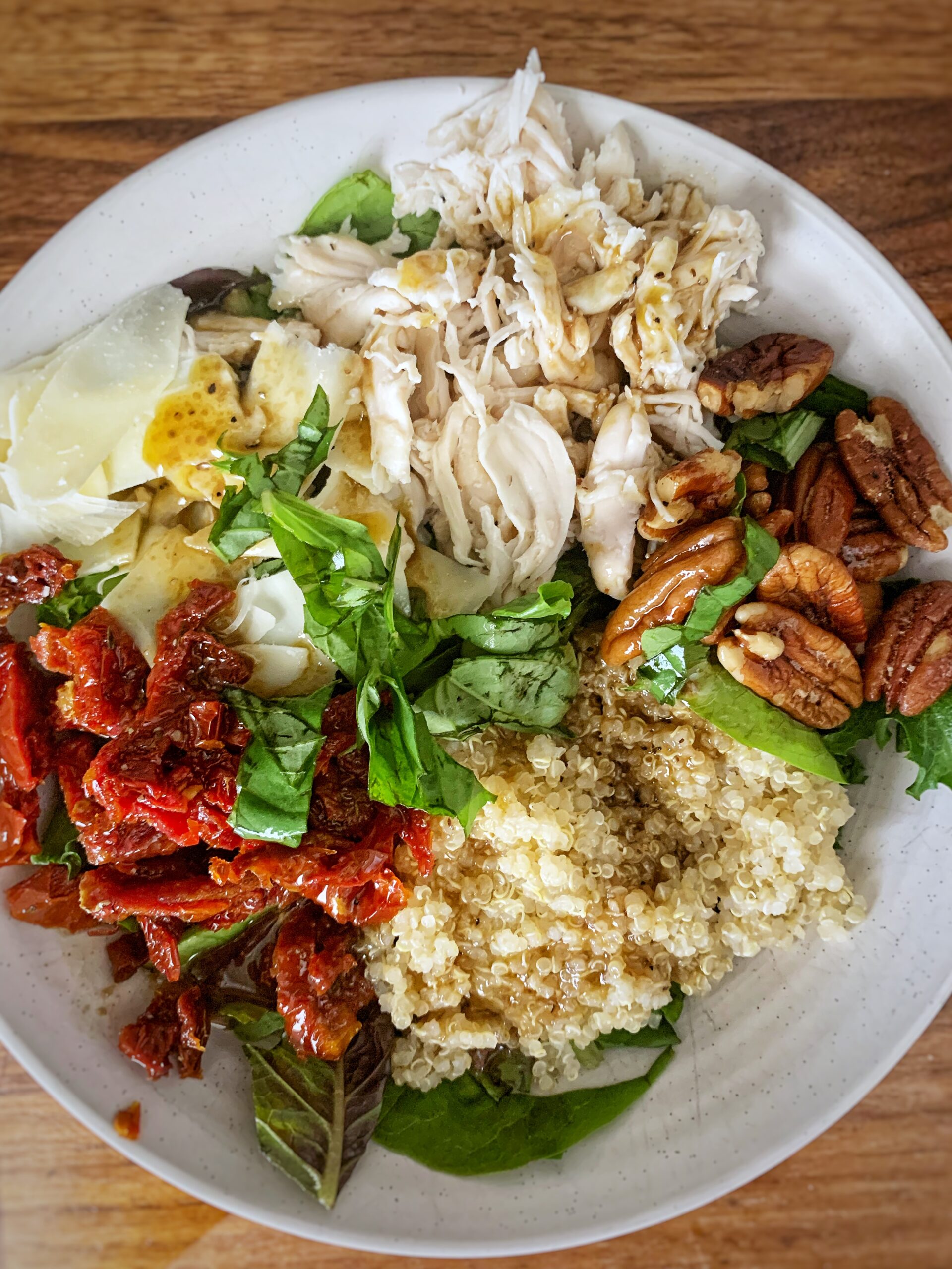 Healthy Quinoa Basil Salad with Chicken